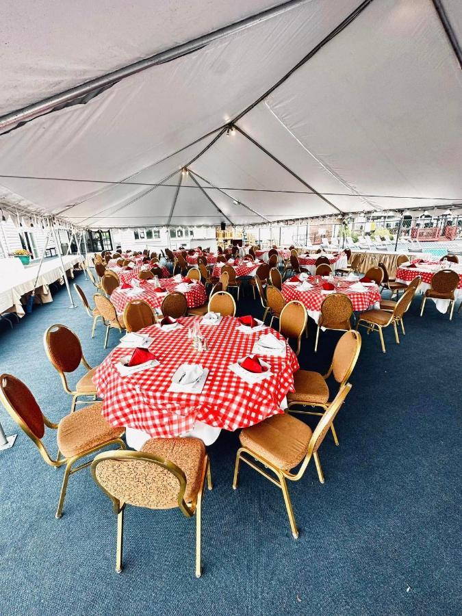 Cape Cod Irish Village - The Emerald Resort Barnstable Extérieur photo