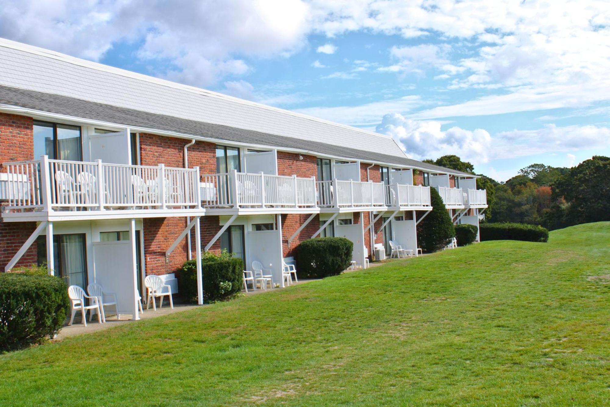 Cape Cod Irish Village - The Emerald Resort Barnstable Extérieur photo